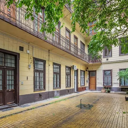 Apartment Trendy Downtown Hideaway