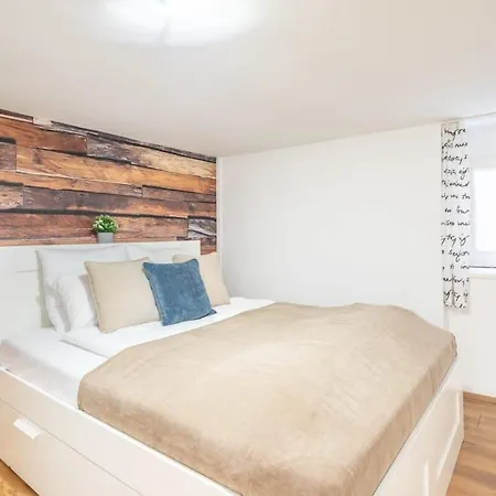 Trendy Downtown Hideaway * Budapešť